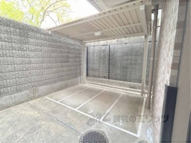 自動二輪置き場