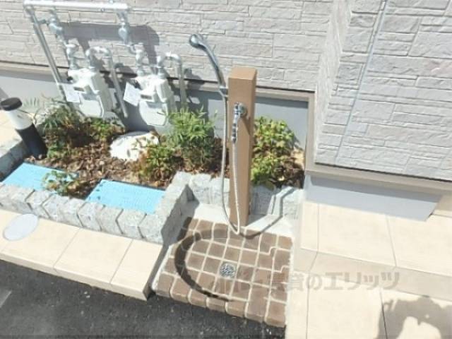エントランス　水道