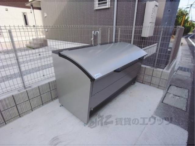 ごみ捨て場