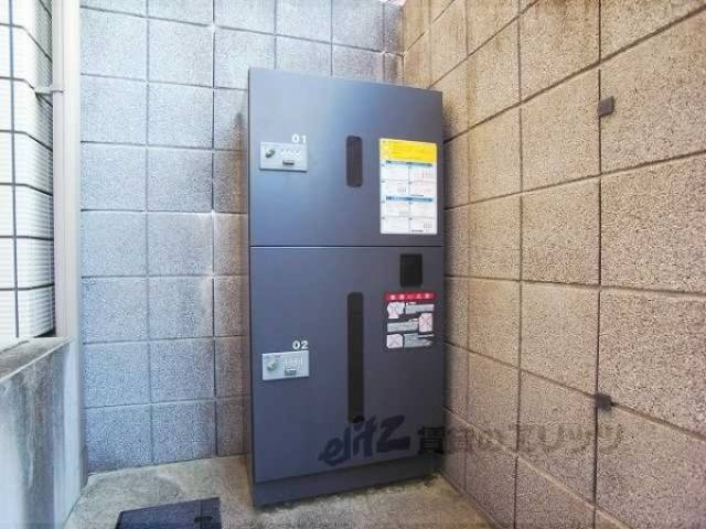 宅配ボックス