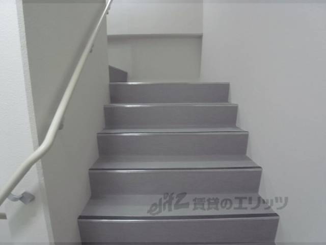 階段　建築中