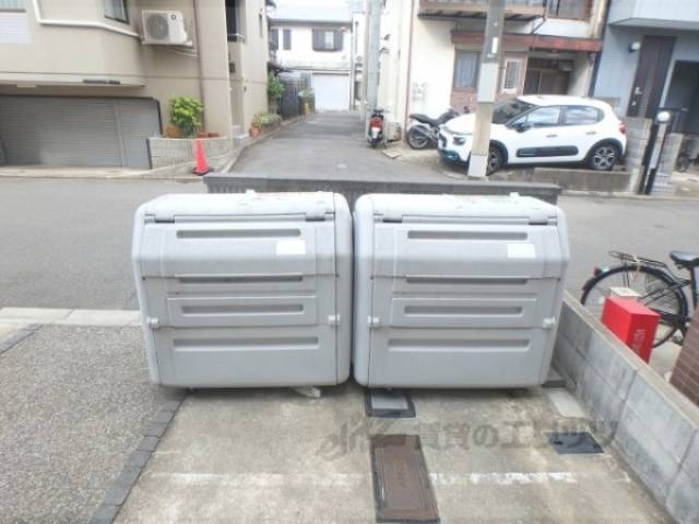 ゴミ置き場