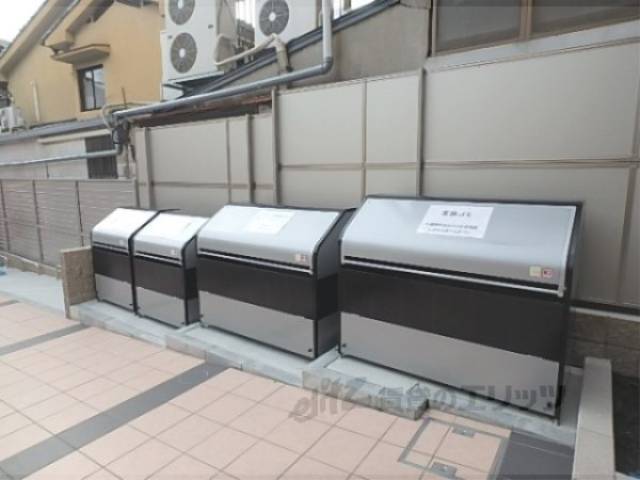 ごみボックス