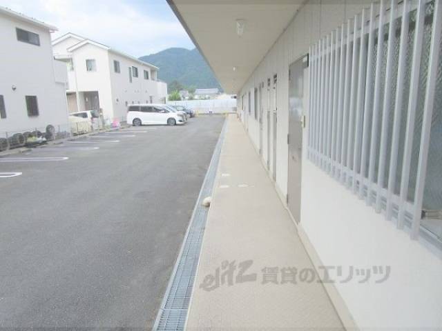 通路　１階