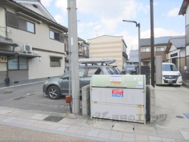 ゴミ置き場