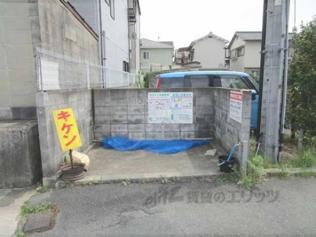 ゴミ置き場