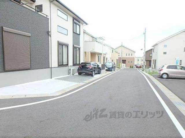 前面道路　北側