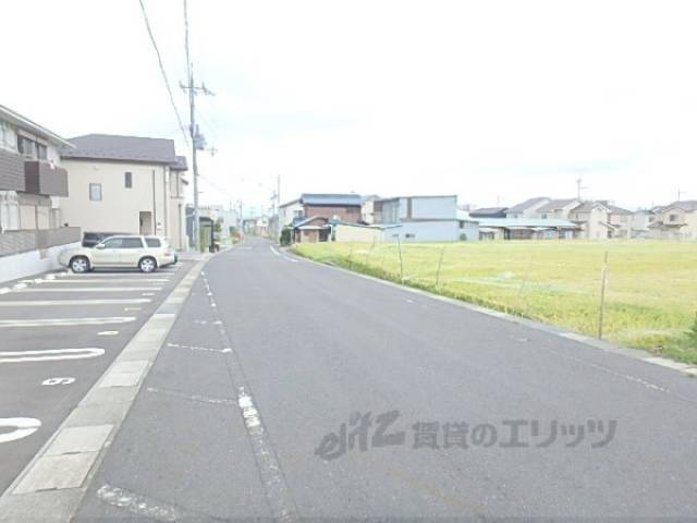 前面道路　南側
