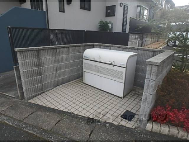 ゴミ置き場