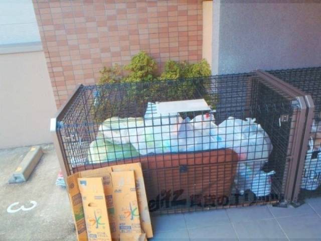 ゴミボックス