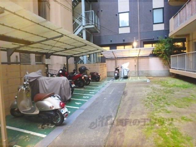 駐輪場