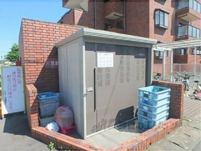 ゴミ置き場　ゴミ捨て場