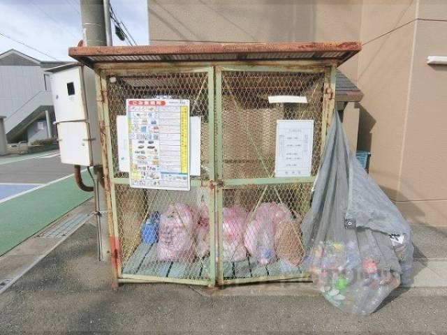 ゴミ置き場