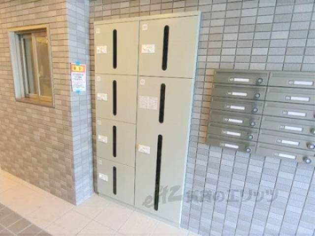 宅配ボックス