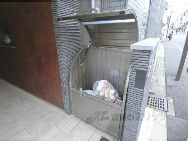 ゴミ置き場
