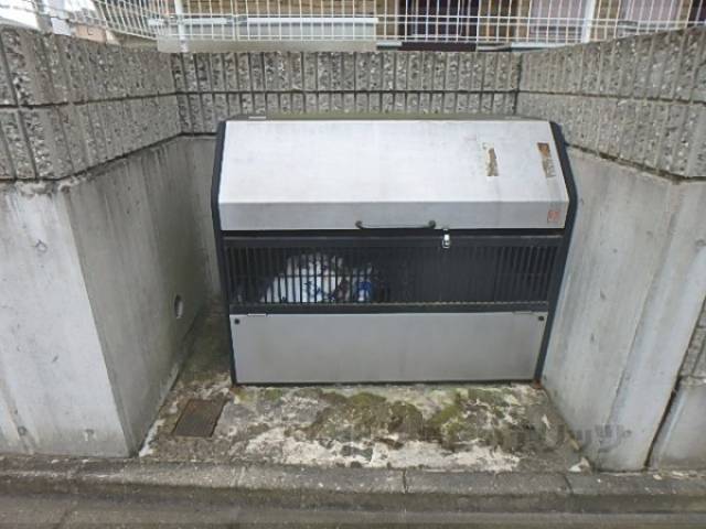 ゴミ置き場