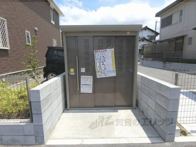 ゴミ置き場