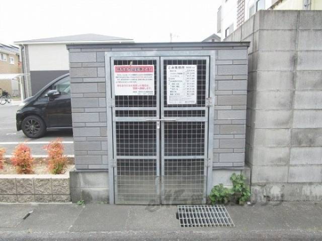 ゴミ置き場