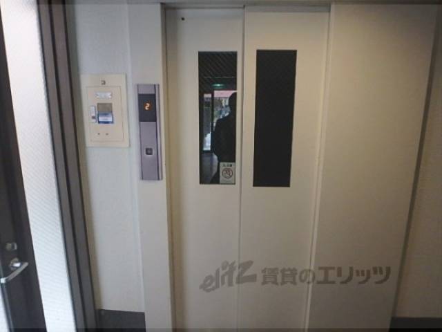 エレベーター