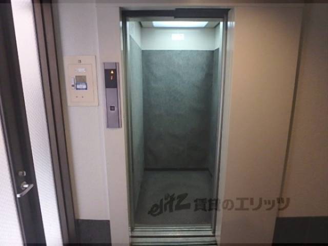 エレベーター