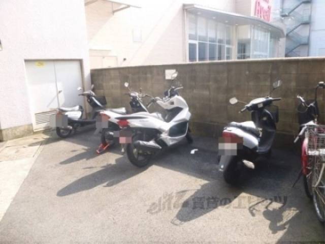 駐輪場