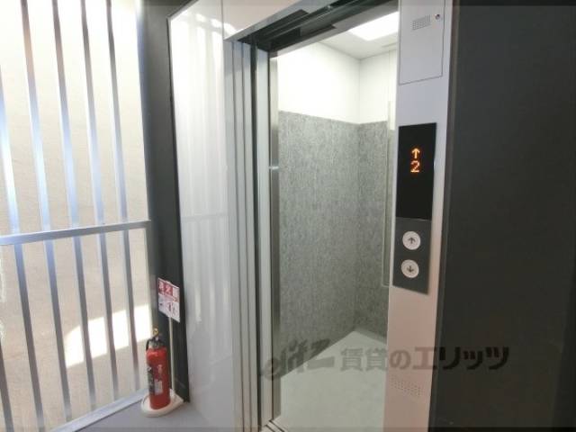 エレベーター