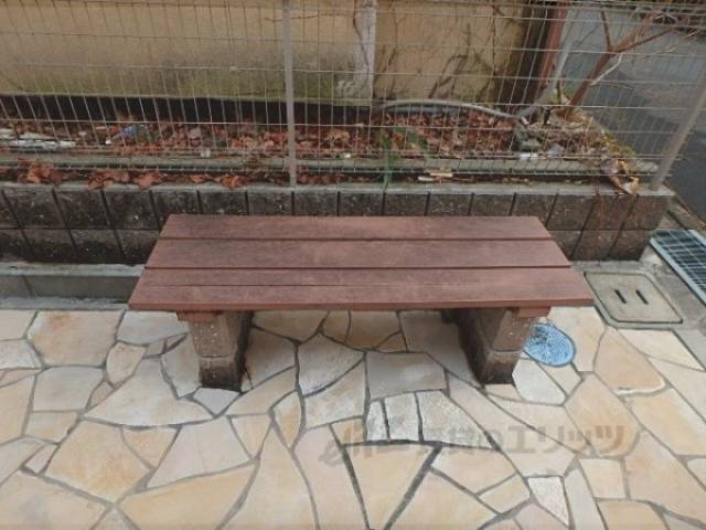 ベンチ