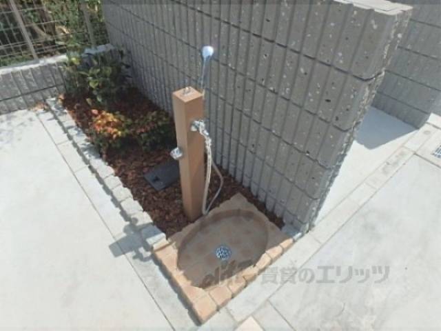 エントランス　水道