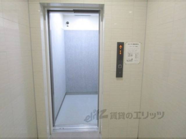 エレベーター