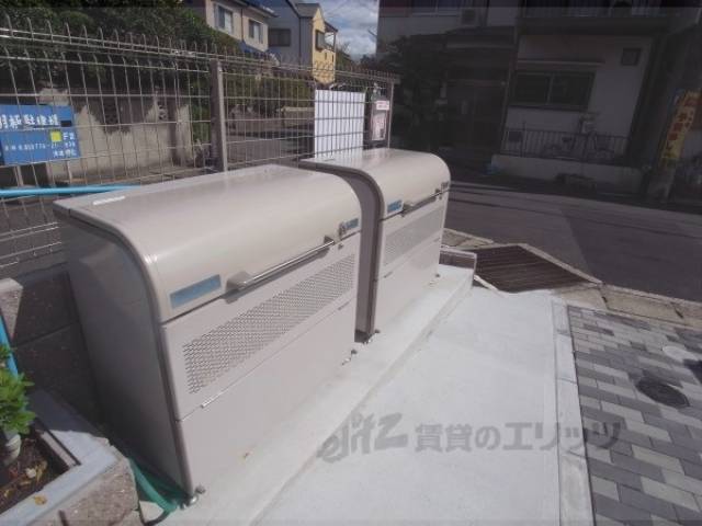 ゴミ置き場