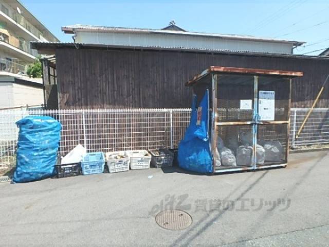ゴミボックス