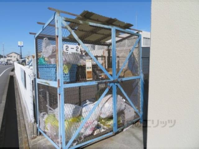 ゴミ置き場