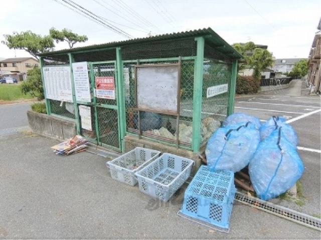 ゴミ捨て場