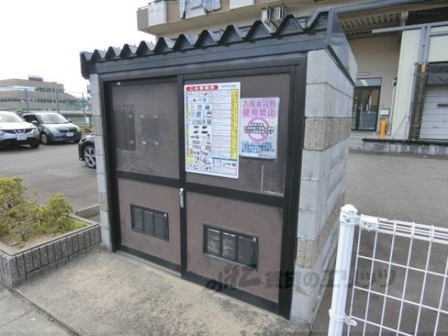 ゴミ置き場