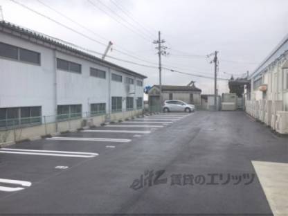 駐車場　専用駐車場