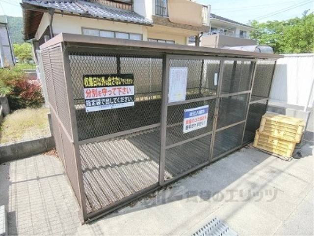 ゴミ捨て場