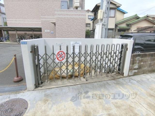 ゴミ置き場