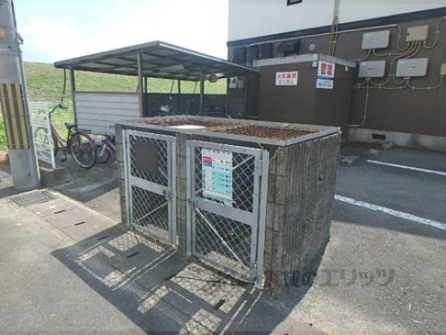 ゴミ置き場