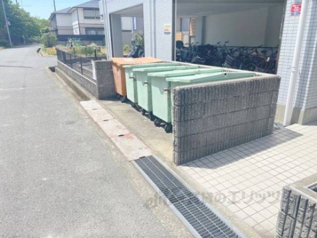ゴミ置き場