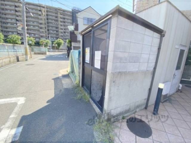 ゴミ置き場