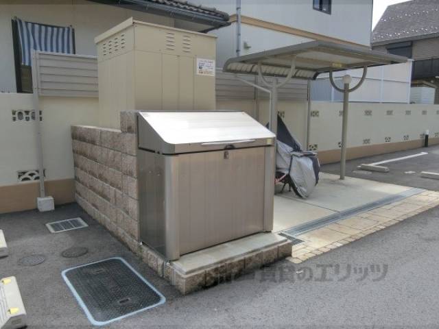 ゴミ置き場