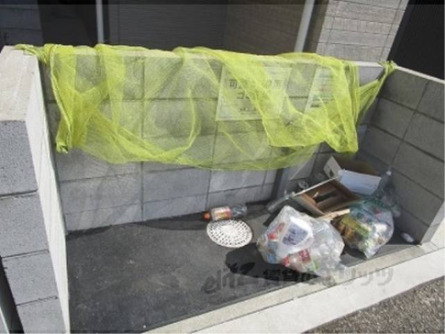 ゴミ置き場