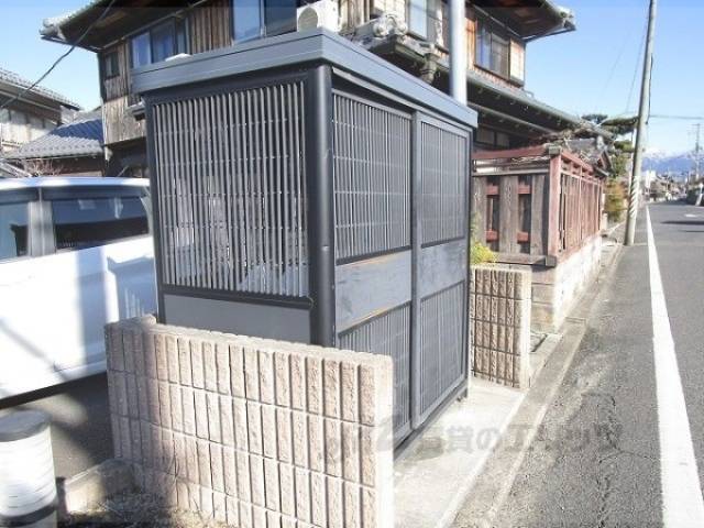 ゴミ置き場
