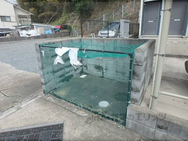 ゴミ置き場