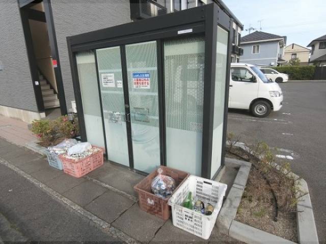 ゴミ置き場
