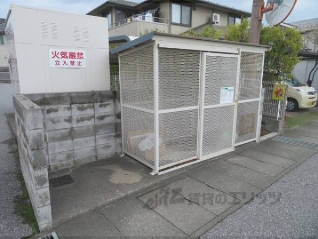 ゴミ置き場