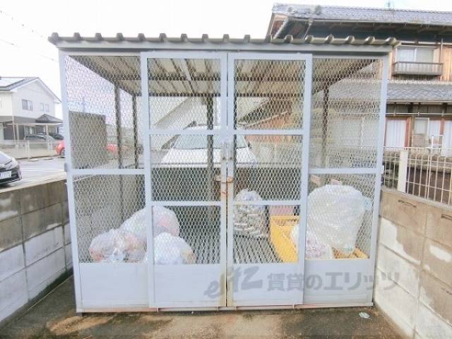 ゴミ置き場