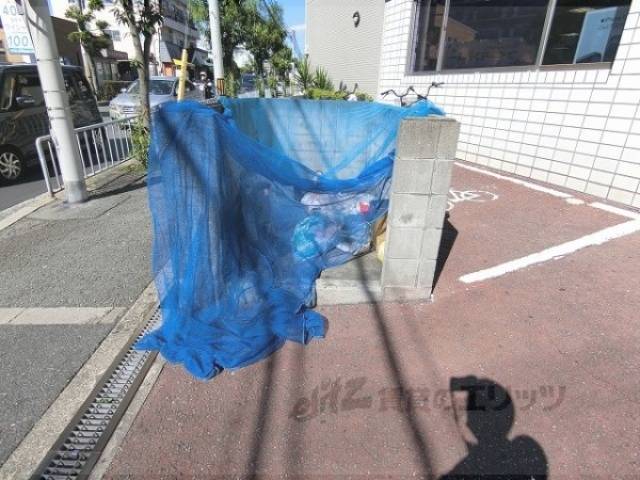 ゴミ置き場