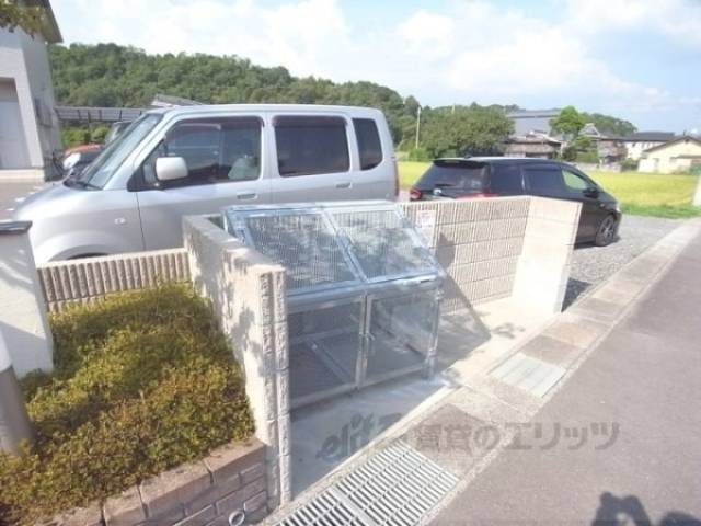 ゴミ置き場