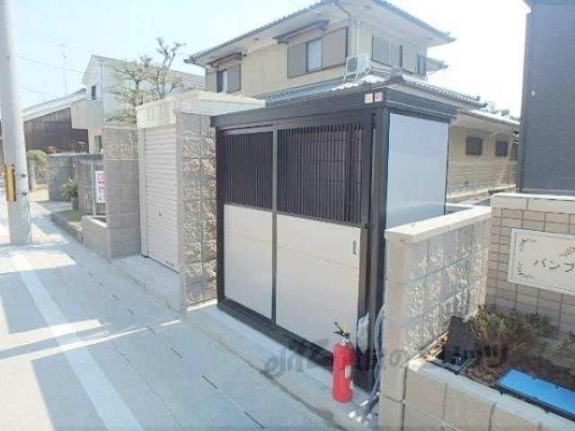 ゴミ置き場